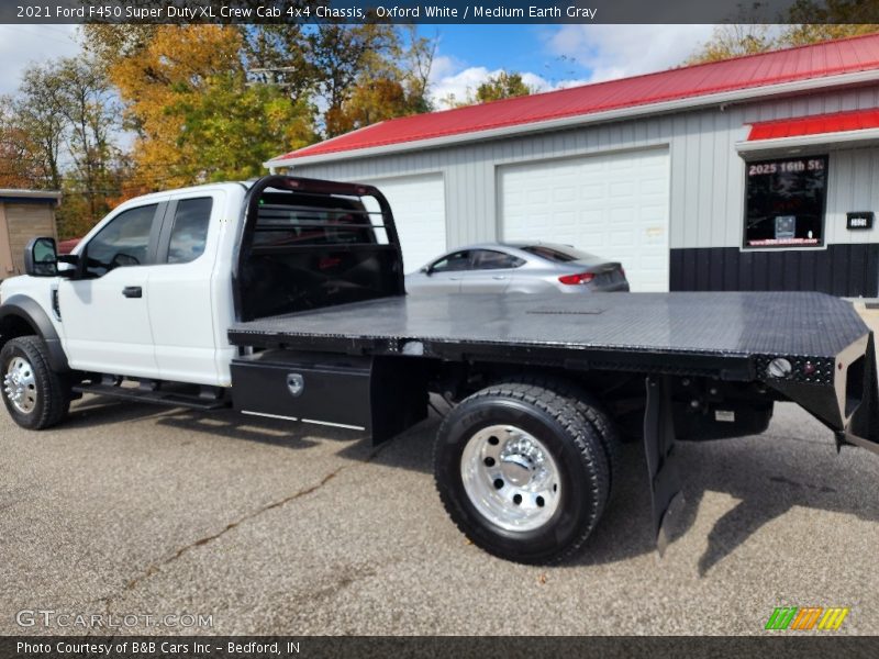 Oxford White / Medium Earth Gray 2021 Ford F450 Super Duty XL Crew Cab 4x4 Chassis