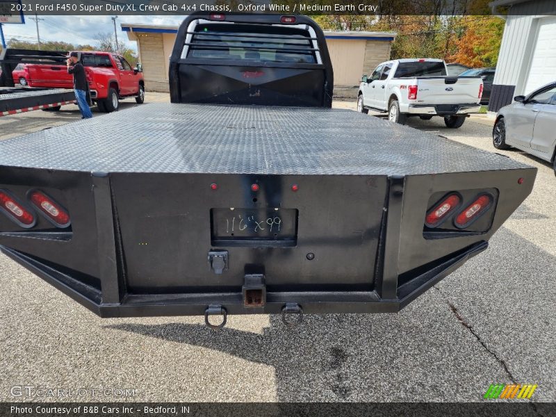 Oxford White / Medium Earth Gray 2021 Ford F450 Super Duty XL Crew Cab 4x4 Chassis