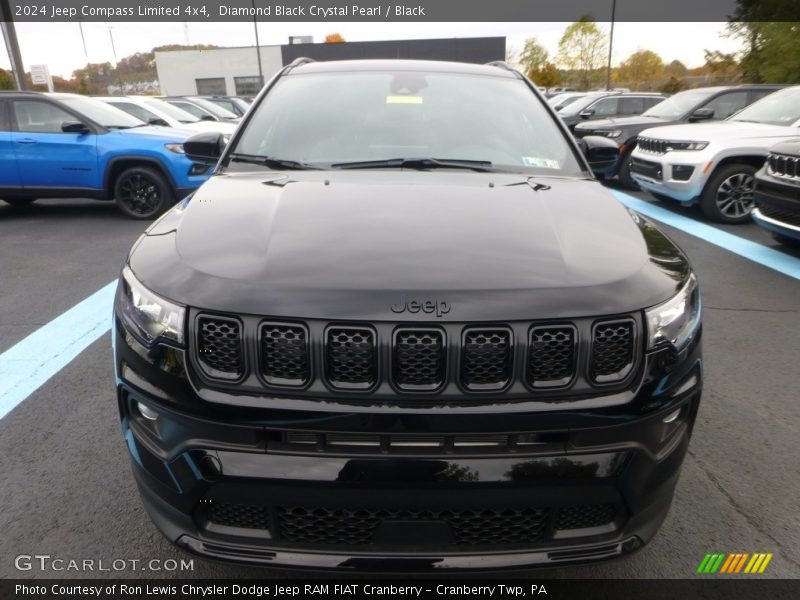  2024 Compass Limited 4x4 Diamond Black Crystal Pearl