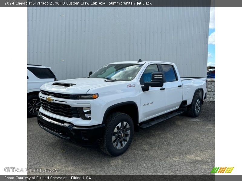 Summit White / Jet Black 2024 Chevrolet Silverado 2500HD Custom Crew Cab 4x4