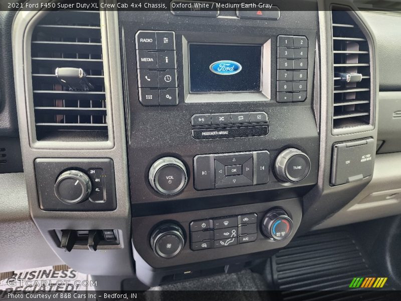Controls of 2021 F450 Super Duty XL Crew Cab 4x4 Chassis
