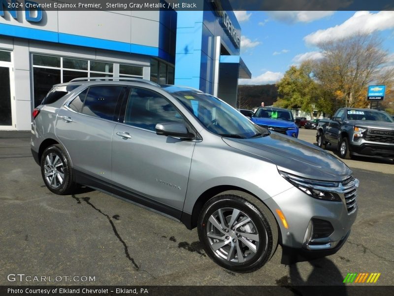Front 3/4 View of 2024 Equinox Premier