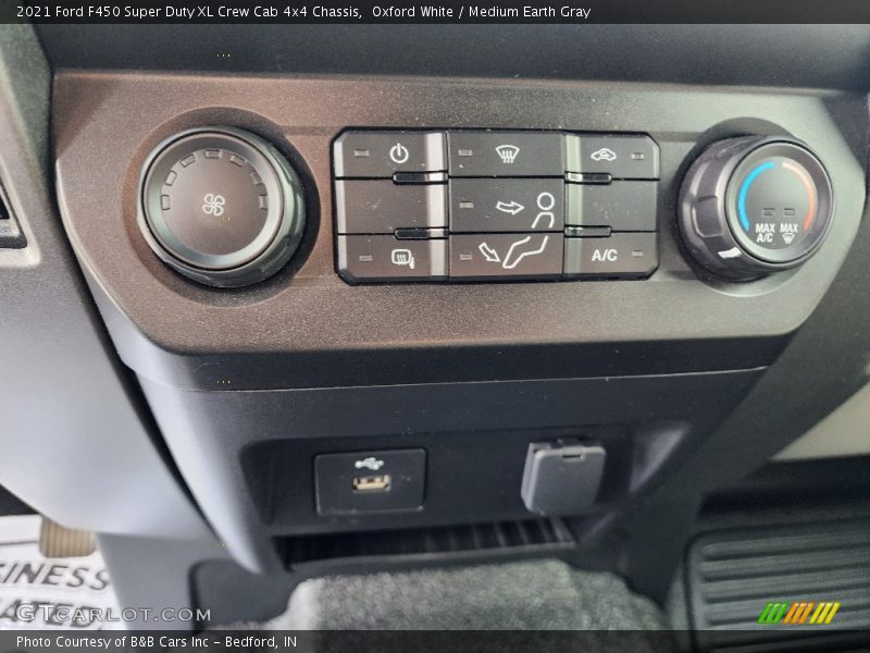 Controls of 2021 F450 Super Duty XL Crew Cab 4x4 Chassis