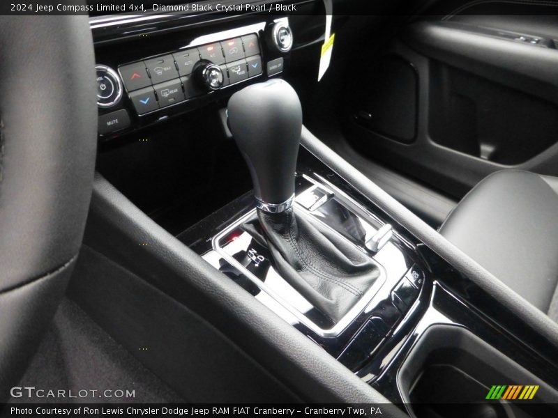 Diamond Black Crystal Pearl / Black 2024 Jeep Compass Limited 4x4