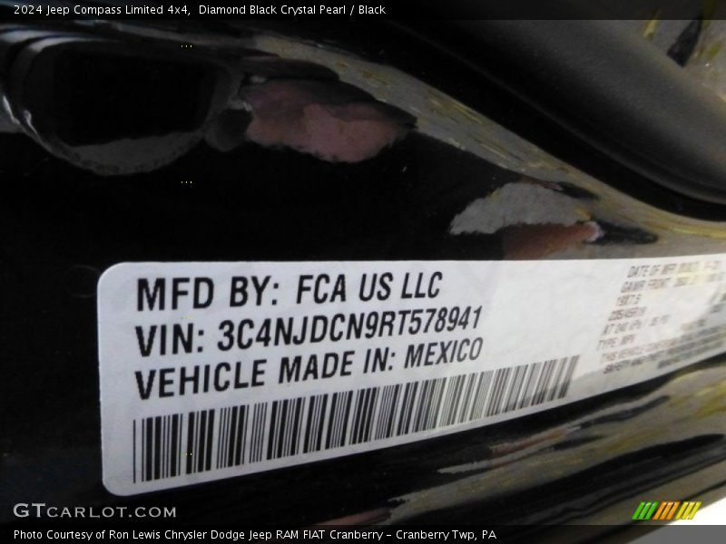 Diamond Black Crystal Pearl / Black 2024 Jeep Compass Limited 4x4