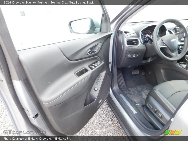 Sterling Gray Metallic / Jet Black 2024 Chevrolet Equinox Premier