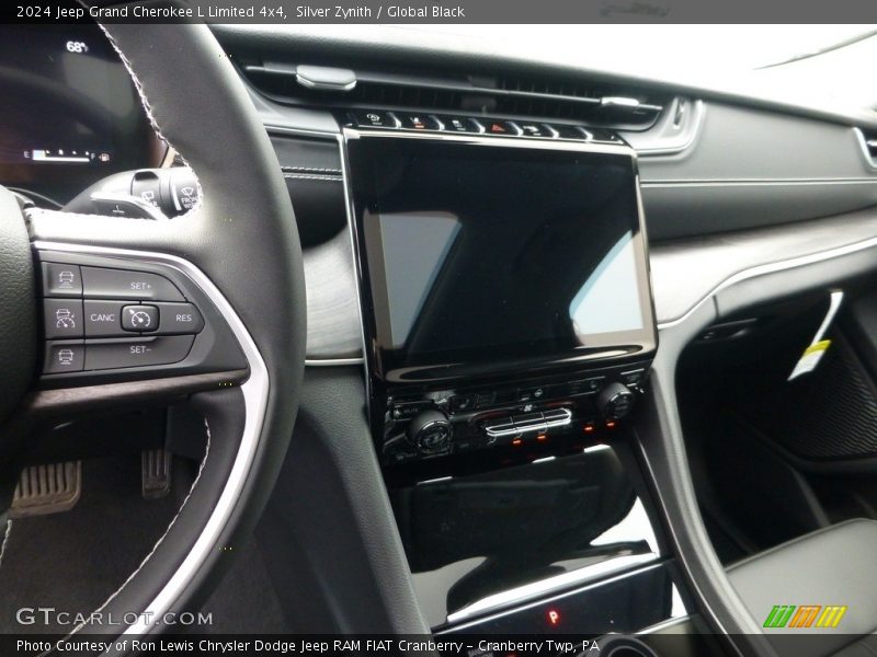 Controls of 2024 Grand Cherokee L Limited 4x4