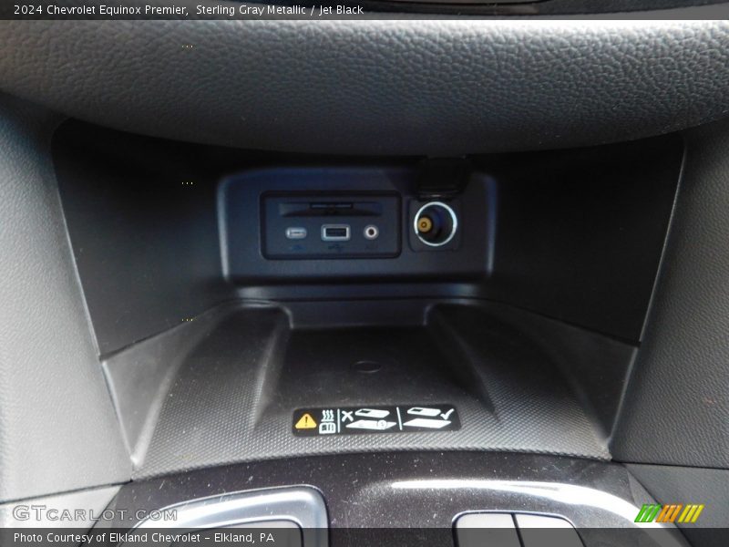 Sterling Gray Metallic / Jet Black 2024 Chevrolet Equinox Premier