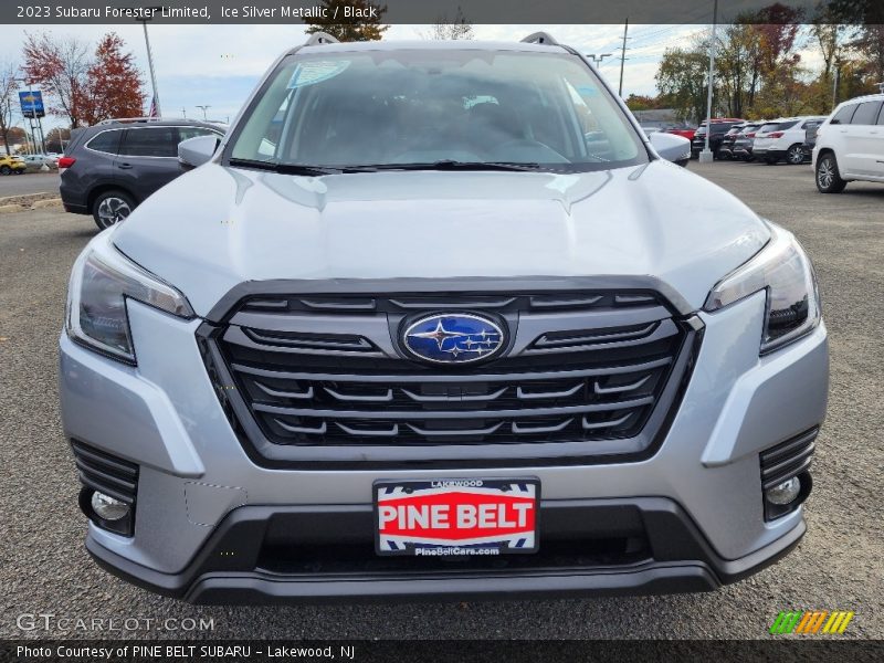 Ice Silver Metallic / Black 2023 Subaru Forester Limited