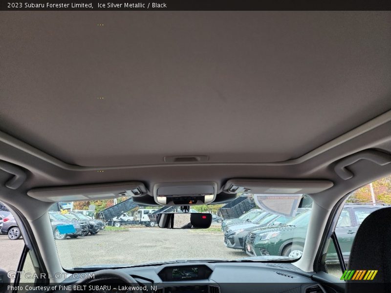 Ice Silver Metallic / Black 2023 Subaru Forester Limited