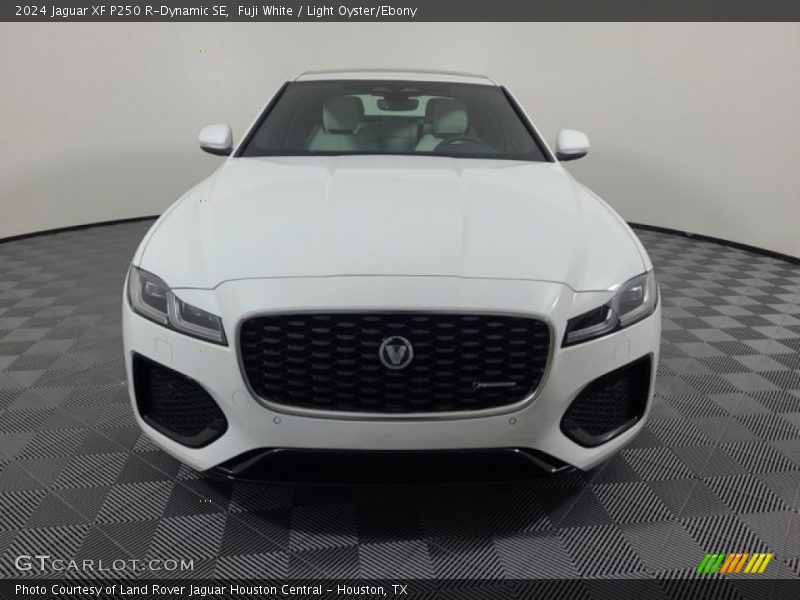  2024 XF P250 R-Dynamic SE Fuji White