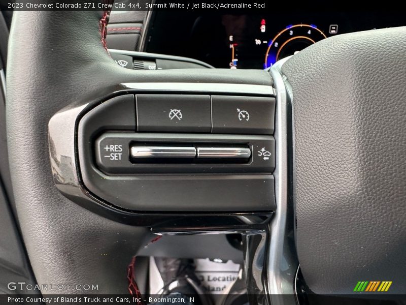  2023 Colorado Z71 Crew Cab 4x4 Steering Wheel