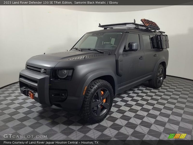  2023 Defender 130 SE TReK Edition Santorini Black Metallic
