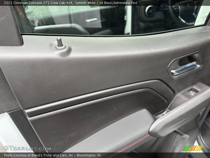 Summit White / Jet Black/Adrenaline Red 2023 Chevrolet Colorado Z71 Crew Cab 4x4