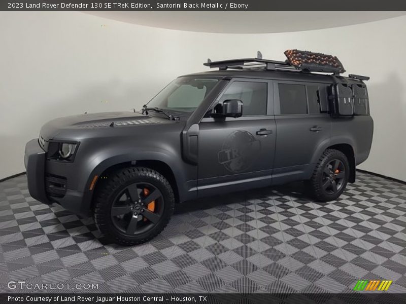 2023 Defender 130 SE TReK Edition Santorini Black Metallic