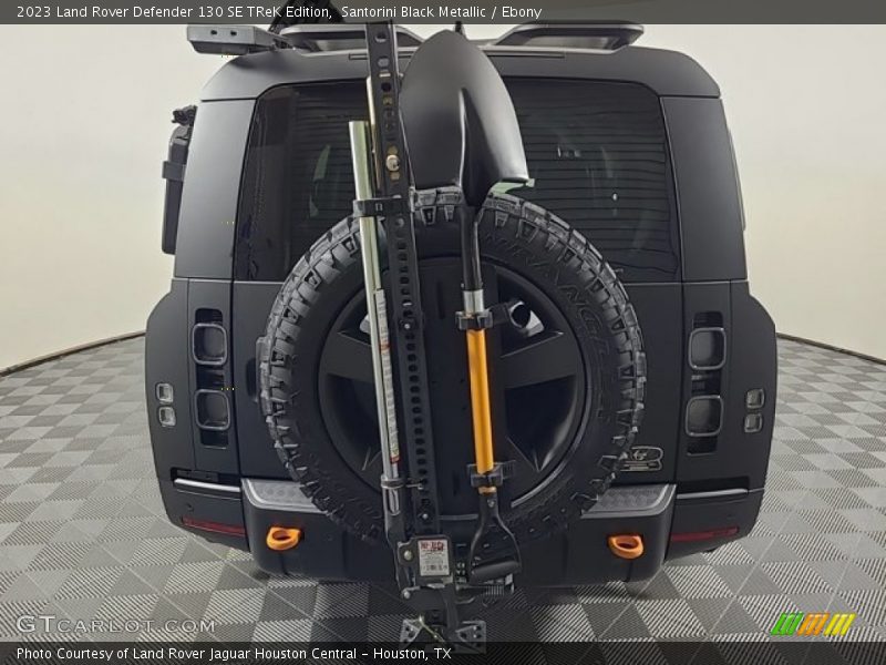 Tool Kit of 2023 Defender 130 SE TReK Edition
