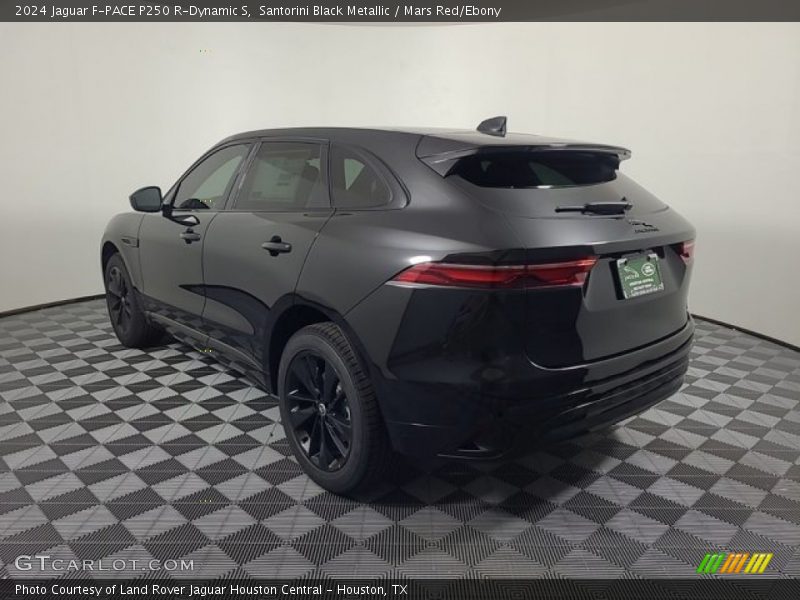 Santorini Black Metallic / Mars Red/Ebony 2024 Jaguar F-PACE P250 R-Dynamic S