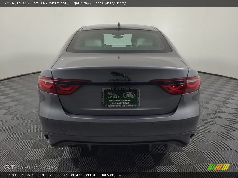 Eiger Gray / Light Oyster/Ebony 2024 Jaguar XF P250 R-Dynamic SE