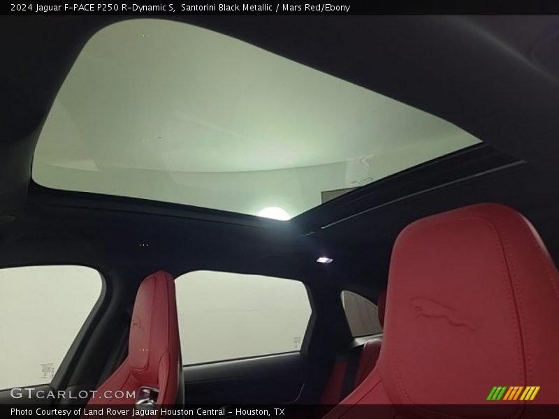 Sunroof of 2024 F-PACE P250 R-Dynamic S