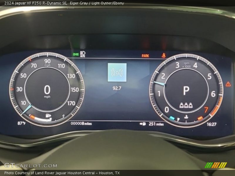  2024 XF P250 R-Dynamic SE P250 R-Dynamic SE Gauges