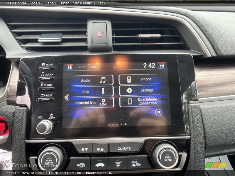 Lunar Silver Metallic / Black 2019 Honda Civic EX-L Sedan