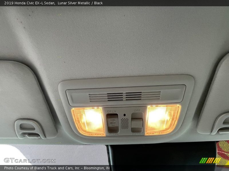 Lunar Silver Metallic / Black 2019 Honda Civic EX-L Sedan