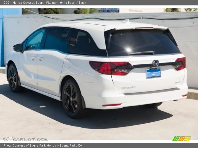 Platinum White Pearl / Black 2024 Honda Odyssey Sport