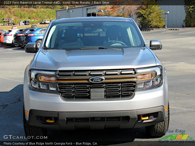  2023 Maverick Lariat Tremor AWD Iconic Silver Metallic