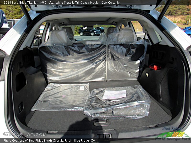 Star White Metallic Tri-Coat / Medium Soft Ceramic 2024 Ford Edge Titanium AWD