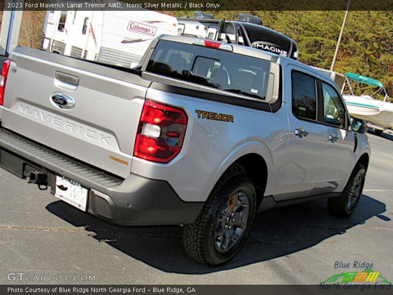 Iconic Silver Metallic / Black Onyx 2023 Ford Maverick Lariat Tremor AWD