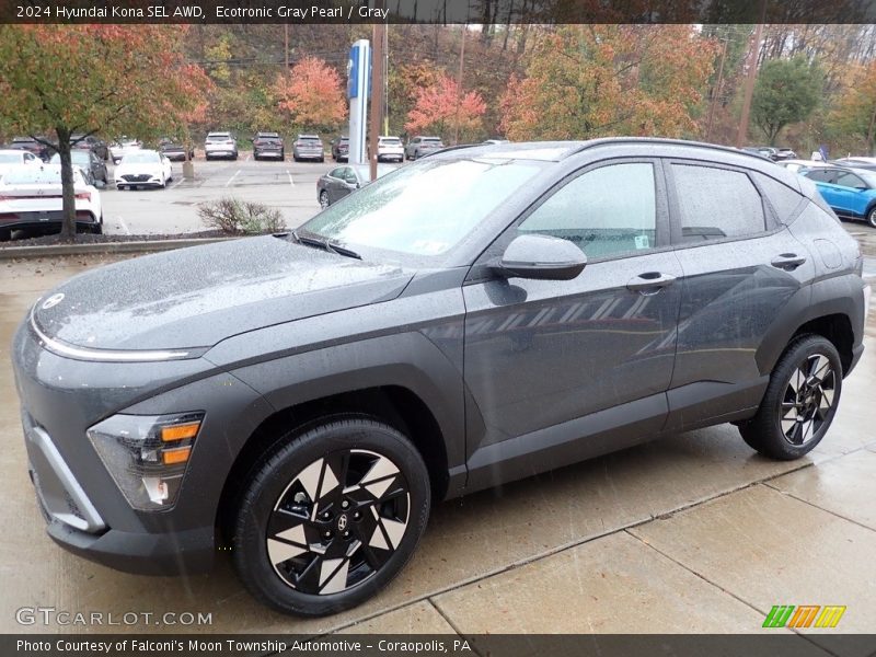 Front 3/4 View of 2024 Kona SEL AWD
