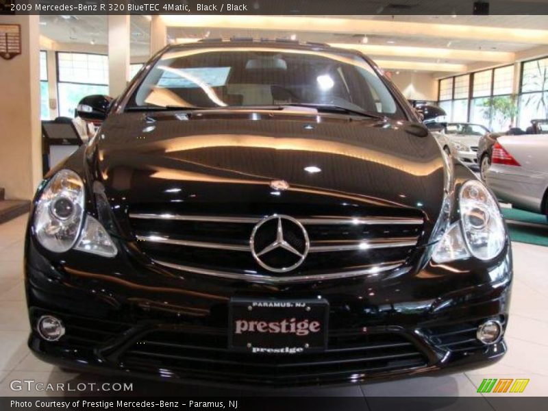 Black / Black 2009 Mercedes-Benz R 320 BlueTEC 4Matic