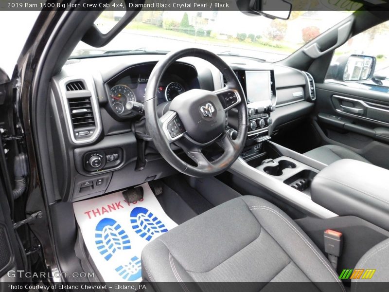 Diamond Black Crystal Pearl / Black 2019 Ram 1500 Big Horn Crew Cab 4x4
