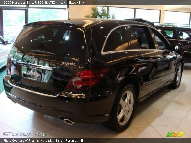 Black / Black 2009 Mercedes-Benz R 320 BlueTEC 4Matic