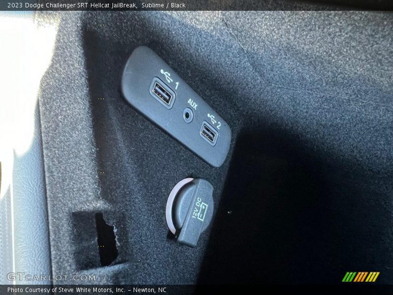 Sublime / Black 2023 Dodge Challenger SRT Hellcat JailBreak