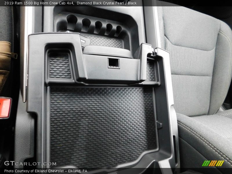 Diamond Black Crystal Pearl / Black 2019 Ram 1500 Big Horn Crew Cab 4x4