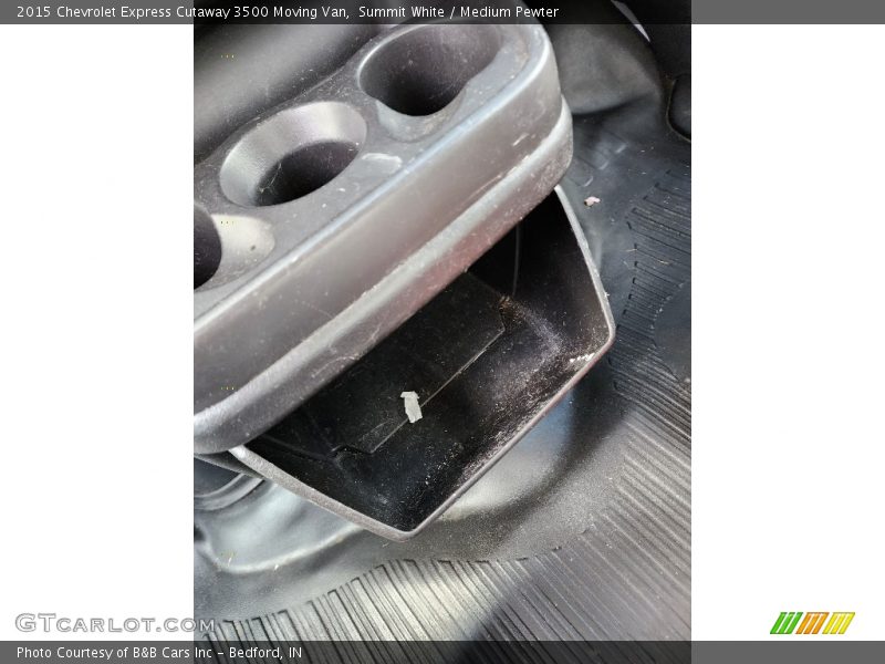 Summit White / Medium Pewter 2015 Chevrolet Express Cutaway 3500 Moving Van