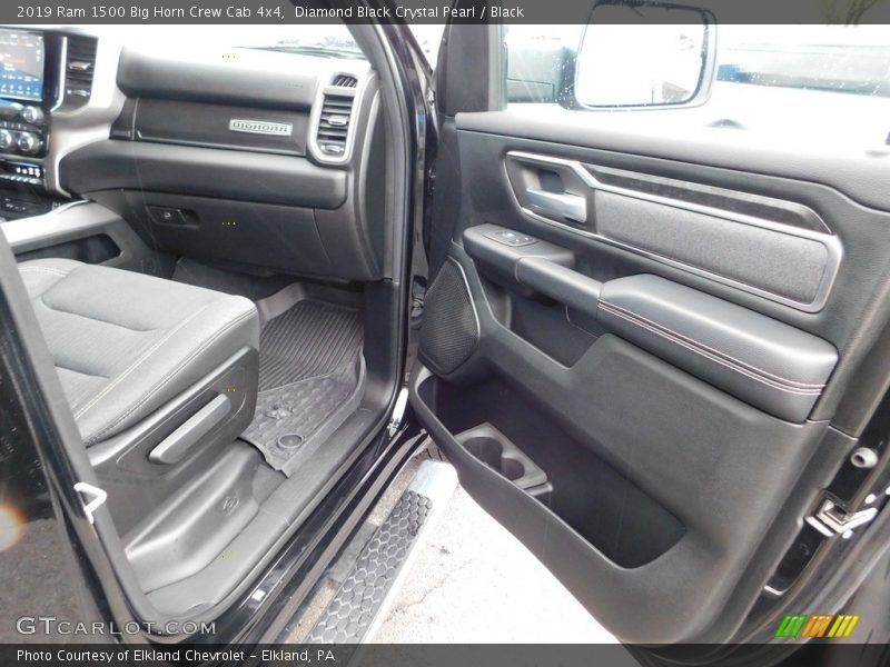 Diamond Black Crystal Pearl / Black 2019 Ram 1500 Big Horn Crew Cab 4x4