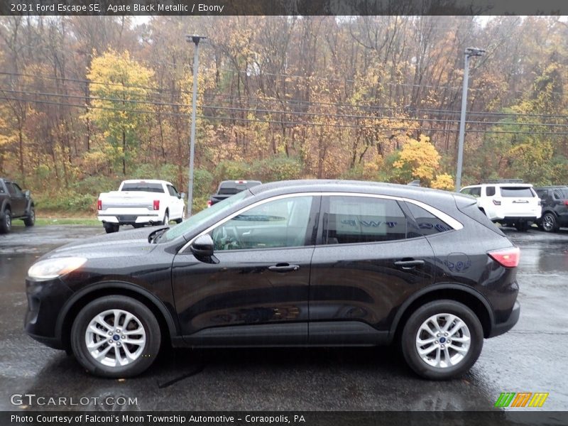 Agate Black Metallic / Ebony 2021 Ford Escape SE