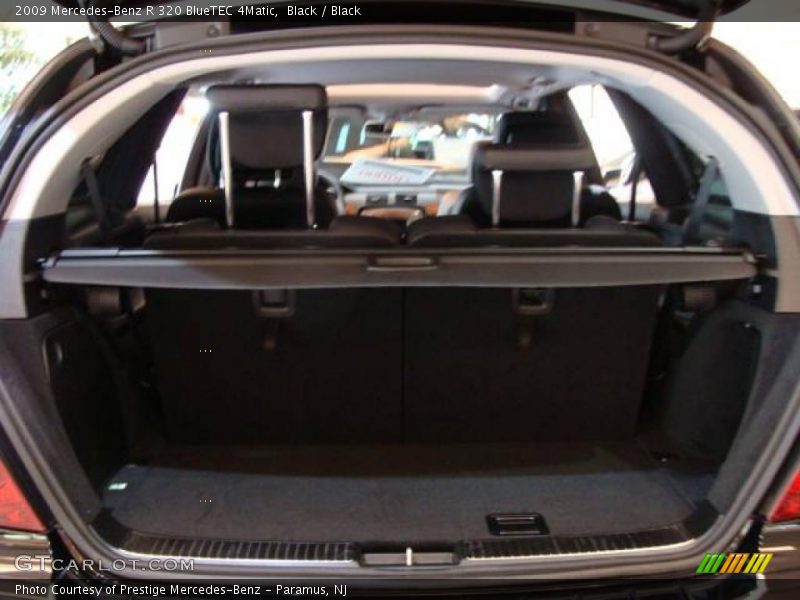 Black / Black 2009 Mercedes-Benz R 320 BlueTEC 4Matic