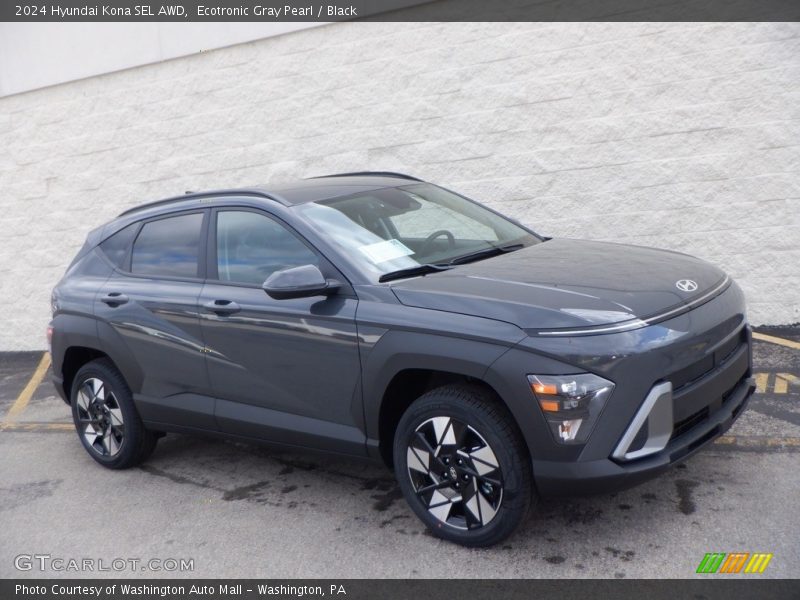 Front 3/4 View of 2024 Kona SEL AWD