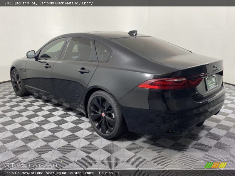 Santorini Black Metallic / Ebony 2023 Jaguar XF SE