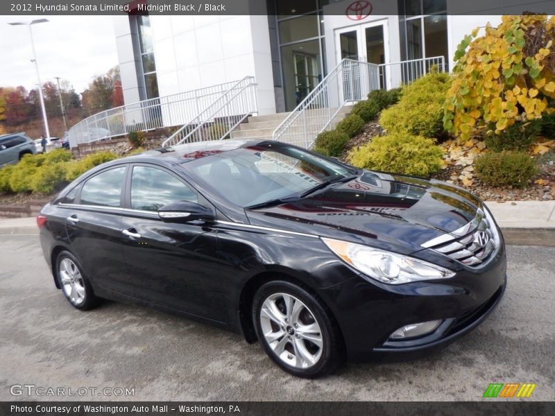Front 3/4 View of 2012 Sonata Limited