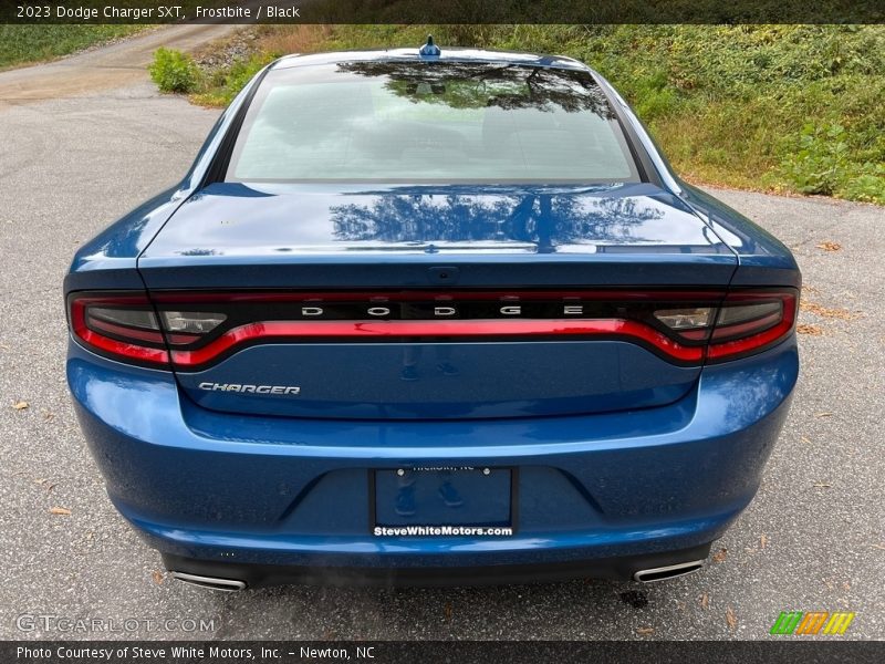 Frostbite / Black 2023 Dodge Charger SXT