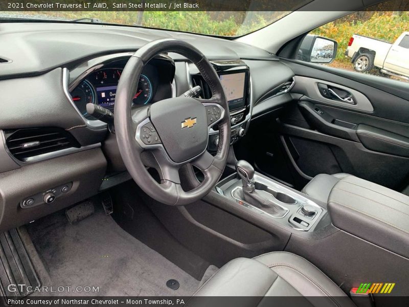 Satin Steel Metallic / Jet Black 2021 Chevrolet Traverse LT AWD