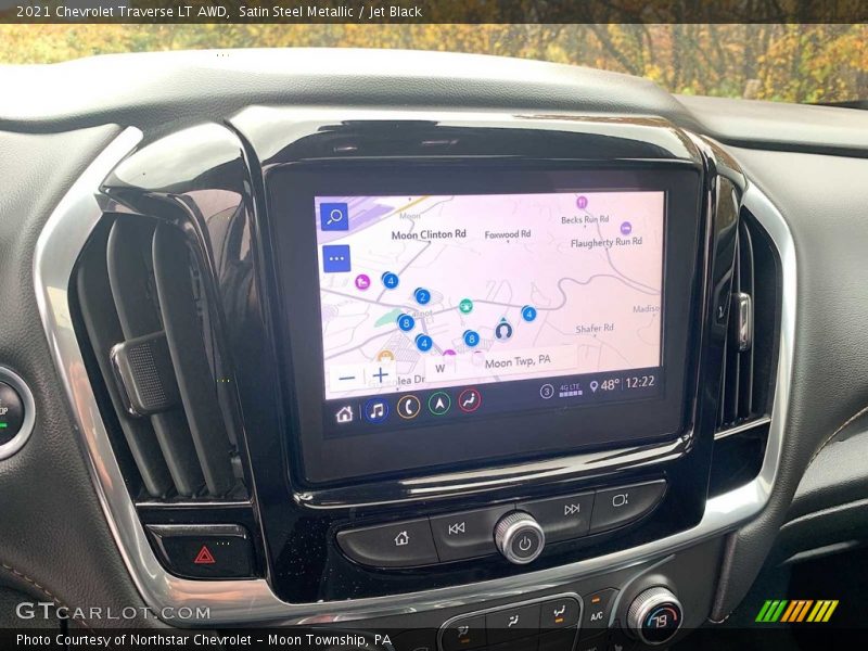 Satin Steel Metallic / Jet Black 2021 Chevrolet Traverse LT AWD