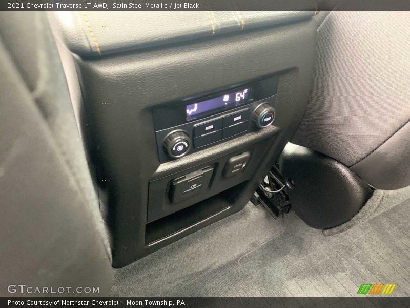 Satin Steel Metallic / Jet Black 2021 Chevrolet Traverse LT AWD