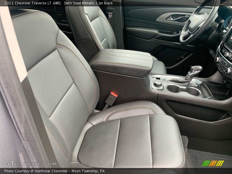 Satin Steel Metallic / Jet Black 2021 Chevrolet Traverse LT AWD