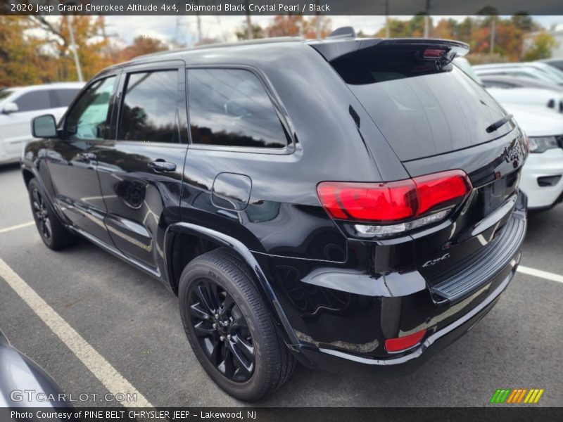 Diamond Black Crystal Pearl / Black 2020 Jeep Grand Cherokee Altitude 4x4