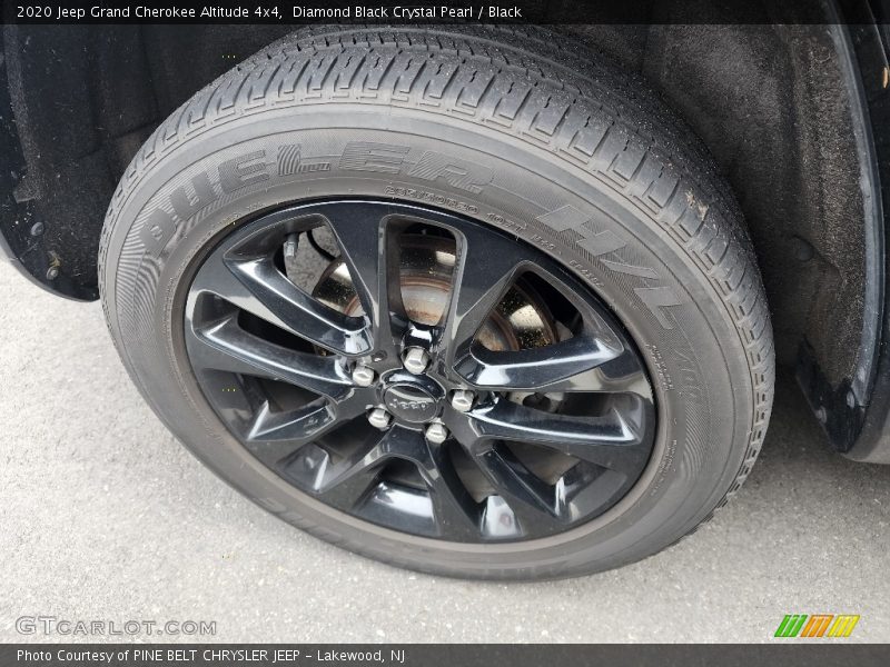 Diamond Black Crystal Pearl / Black 2020 Jeep Grand Cherokee Altitude 4x4